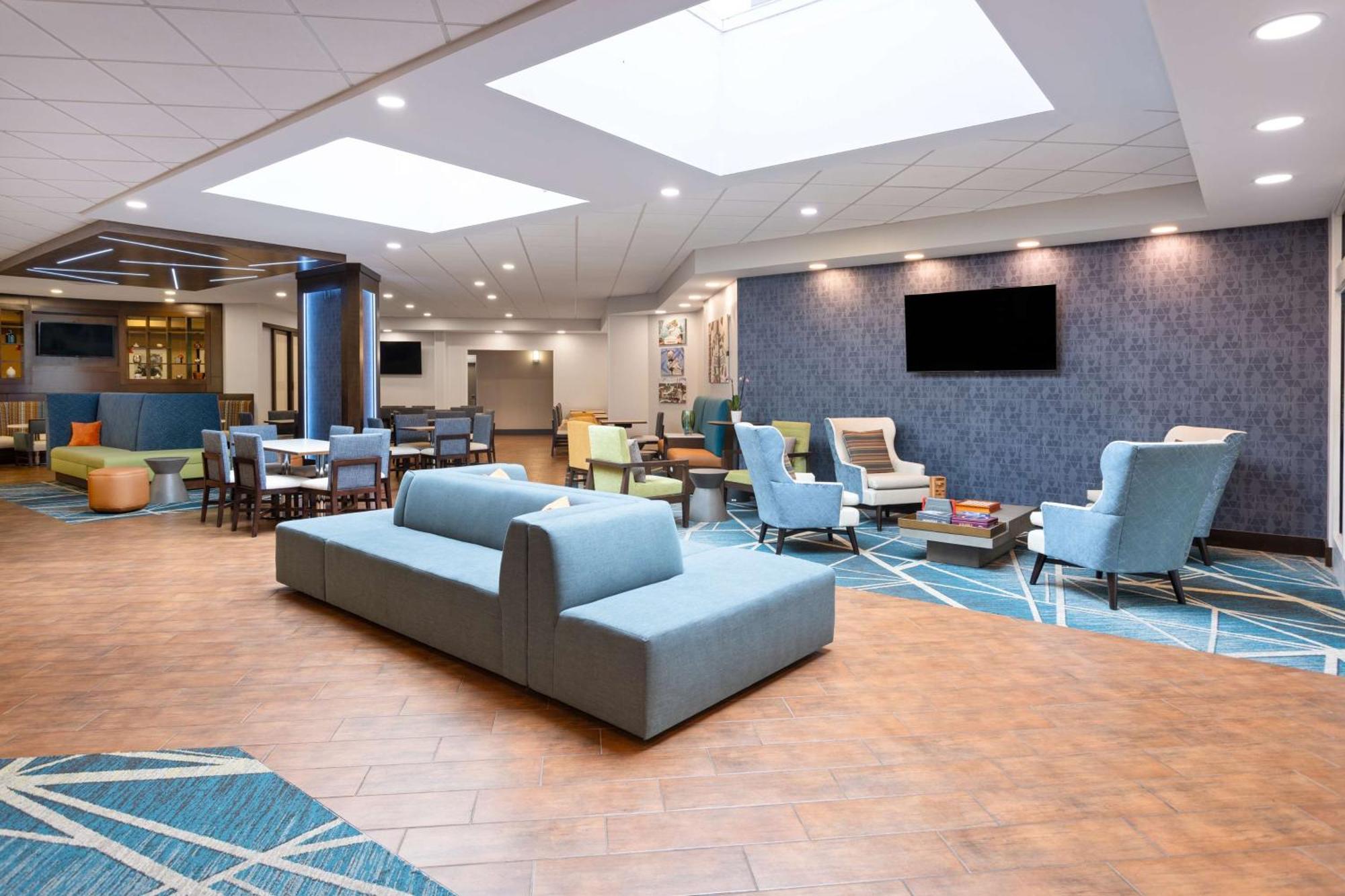 Hampton Inn & Suites Херши Экстерьер фото
